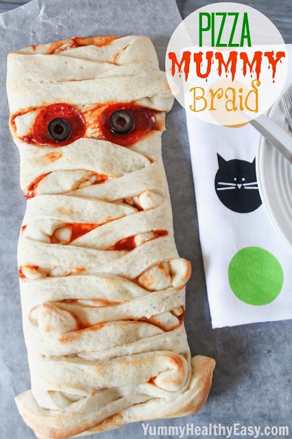 Pizza Mummy Braid for a kid-friendly dinner WIN! Your kids will love this for Halloween dinner!
