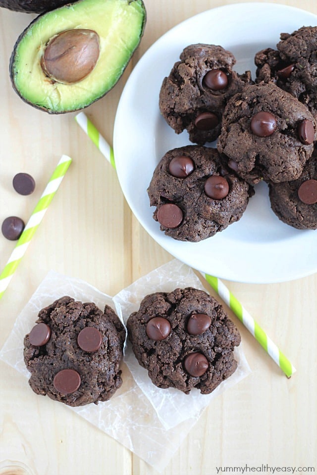 Chocolate Cookies with what's that?! AVOCADO?! Yup. Amazing, moist, chocolatey, rich Double Chocolate Avocado Cookies! Prepare to fall in love.