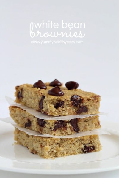 White Bean Brownies - gluten free brownies made using garbanzo beans (aka chickpeas) instead of flour. Soft, easy to make, delicious and healthy! #glutenfree #flourless