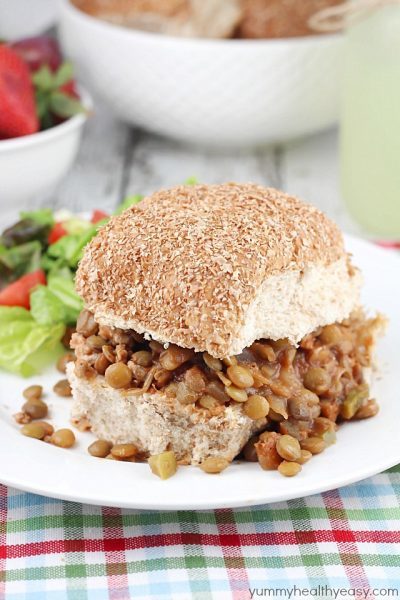 Easy slow cooker Sloppy Joe sandwiches made with ground turkey and lentils. A healthy spin on Sloppy Joes that the whole family will love! #cleaneating