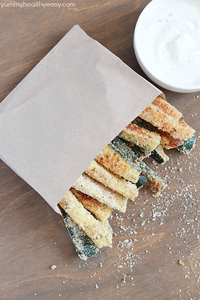 Zucchini Fries with yummy ranch dipping sauce - fun and easy side dish that's healthy and delicious!