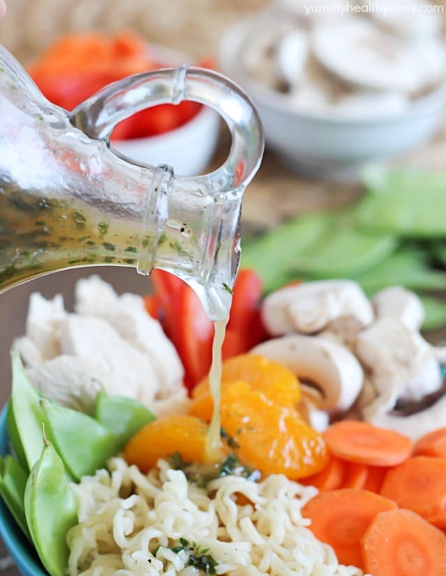 Healthy Chinese Chicken Salad - easy salad filled with fresh veggies, chicken, ramen noodles and a delicious healthy dressing.