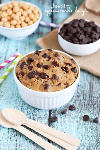 Healthy Eggless Cookie Dough - no-bake cookie dough you can eat with a spoon! It's made from a secret ingredient... garbanzo beans! #glutenfree #dairyfree #vegan