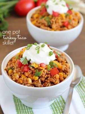 Turkey Taco Skillet - easy and healthy 30 minute meal cooked all in one pot!