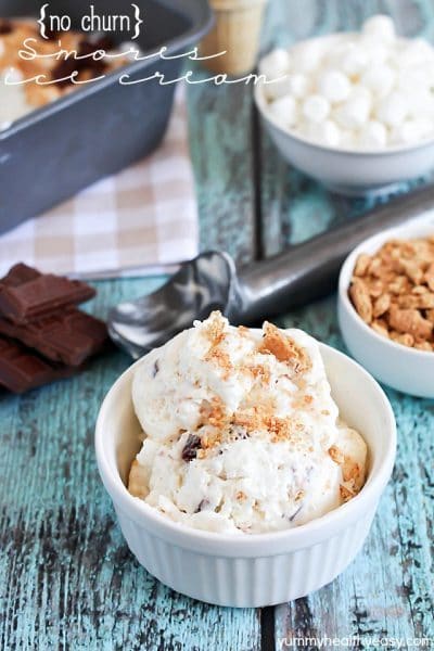 Creamy vanilla ice cream made without a machine + graham crackers, marshmallow fluff & chocolate for a yummy s'mores dessert!