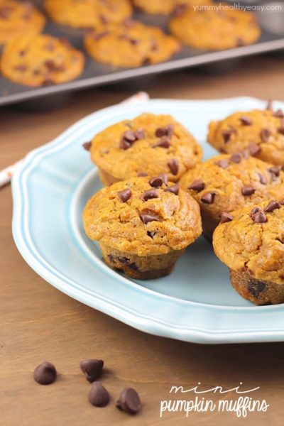 The BEST pumpkin mini muffins you'll ever make! {via yummyhealthyeasy.com}