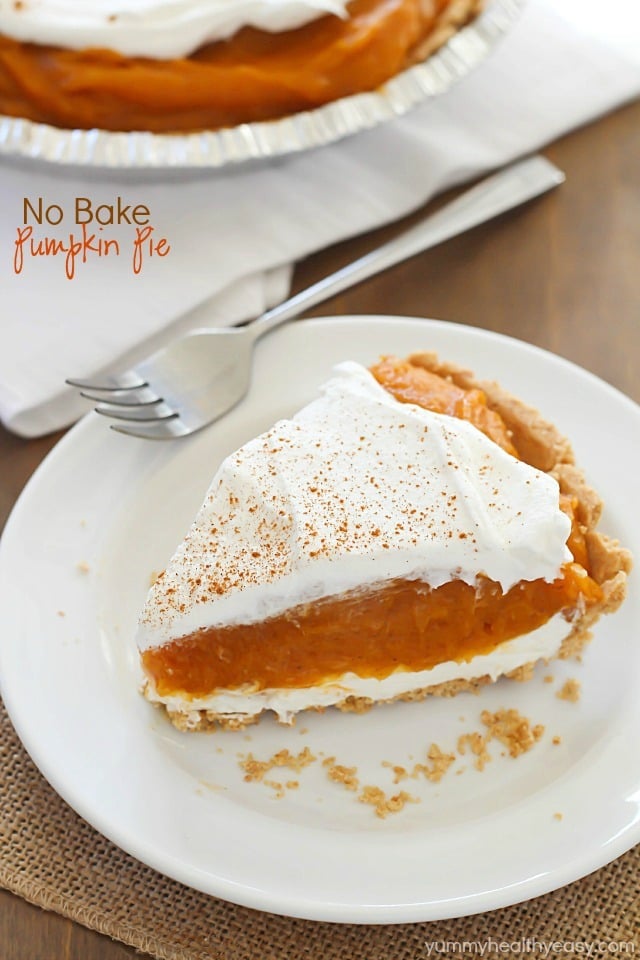 No Bake Pumpkin Pie - the easiest pumpkin pie that (obviously!) needs no oven time! Soft, creamy, simple and delicious!