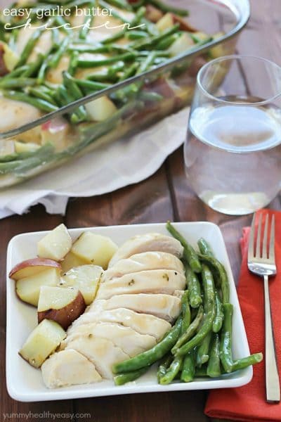 Easy {One Pot} Garlic Butter Chicken, Green Beans & Potatoes - an easy dinner with only a few ingredients for a quick weeknight meal everyone will love!