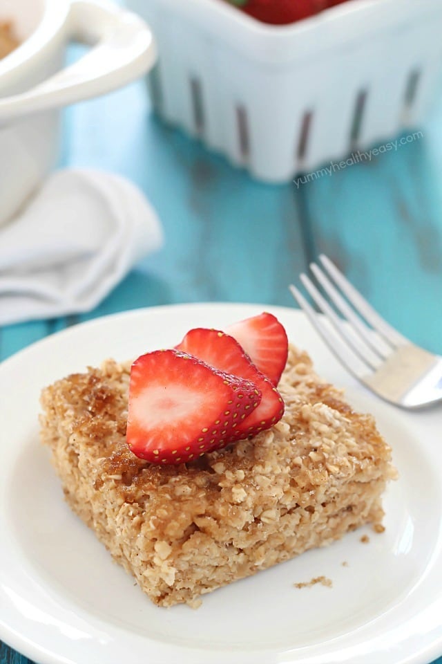 Change up your breakfast and try this Healthy Baked Oatmeal! Flourless, butterless, and full of yummy, healthy ingredients!