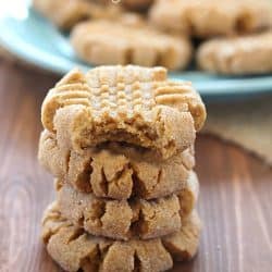 Easy Peanut Butter Cookies that are healthier than most, with less calories and more protein in each cookie. These peanut butter cookies are soft, crumbly and full of peanut butter taste. A true family pleaser! #ad #truvia