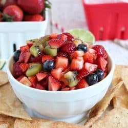 Delicious fruit salsa with easy and delicious cinnamon chips - the perfect healthy snack to satisfy your sweet tooth!