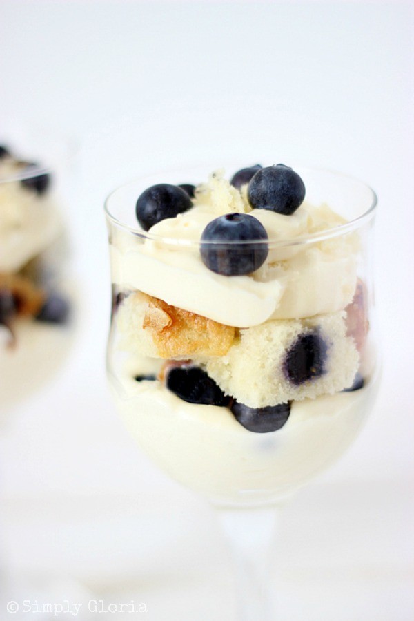 No Bake Blueberry Muffin Cheesecake Trifles - Another great no bake dessert!