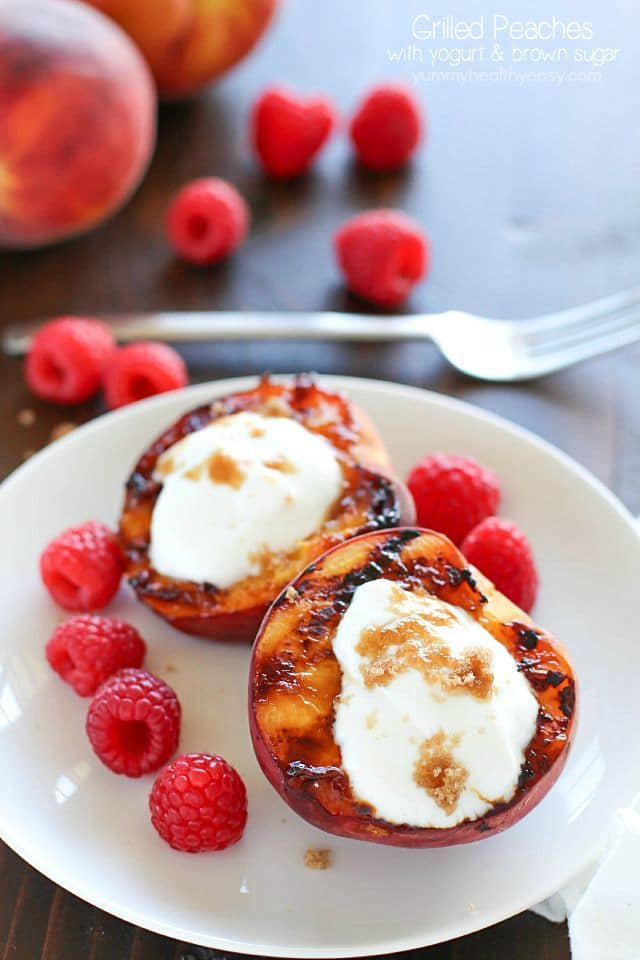 Don't put away that grill after dinner! Throw some peaches on and let them caramelize with brown sugar, then fill them with yogurt. This healthy & easy grilled peaches dessert will blow your mind! #truvia #ad