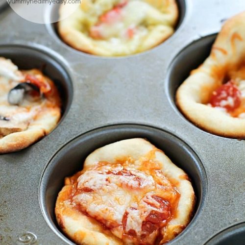 https://www.yummyhealthyeasy.com/wp-content/uploads/2015/11/muffin-tin-mini-pizzas-6-500x500.jpg