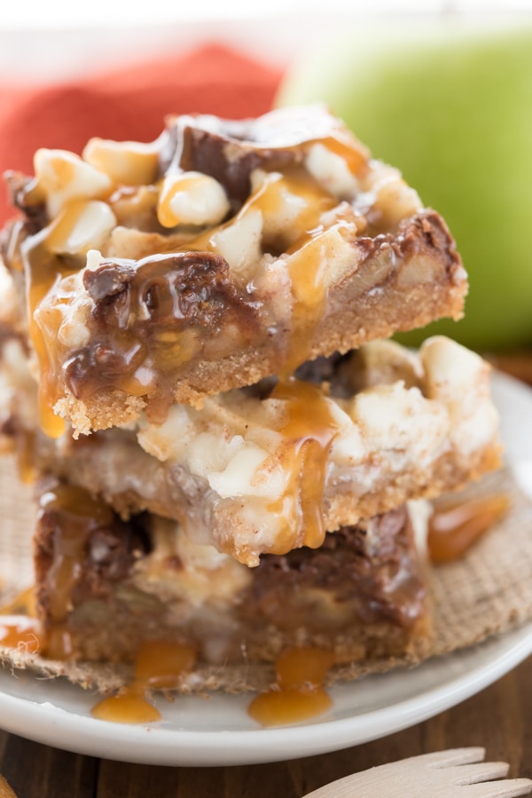 Enjoy apple season with these 30 Sweet & Savory Fall Apple Recipes!