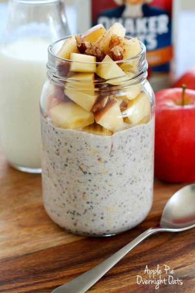 Apple Pie Overnight Oats are the BEST breakfast to wake up to! Easily make it in a mason jar the night before and eat in the morning. No cooking required! You will love the apple pie flavor in this oatmeal! AD