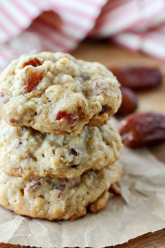 Oatmeal Date Cookies that are chewy and soft in the center but crispy on the edges! The perfect oatmeal cookie filled with chewy dates and crunchy pecans. You will love adding these to your holiday baking list! AD