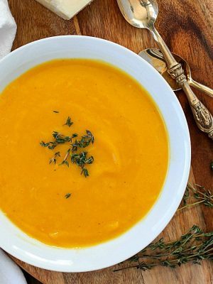 This is the BEST ever EASY Butternut Squash Soup! Only a few ingredients to make this incredible soup. This is one of our favorite soups to make on a cold day! (Vegetarian, gluten-free, paleo and clean eating)