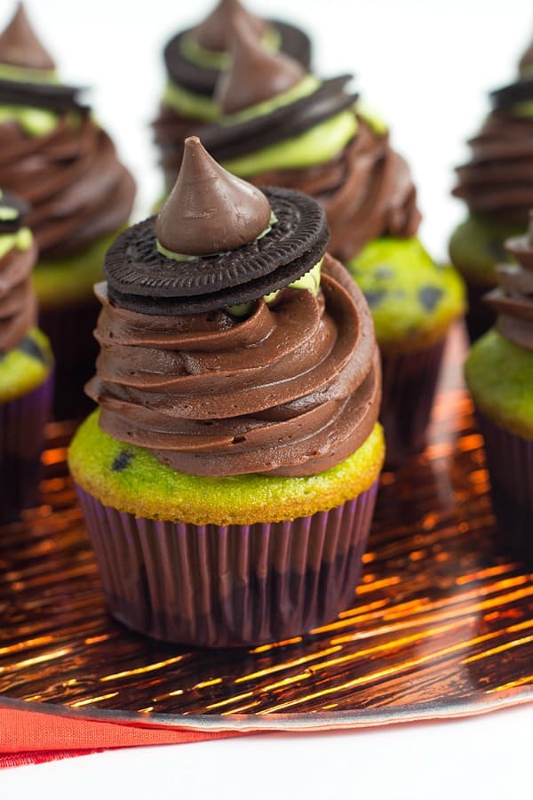 Witches Hat Cupcakes - 21 Cute Halloween Snacks for Kids!