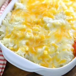 My family loves this Easy Shepherd's Pie Recipe! Only 5 ingredients needed and cooks in under 30 minutes!